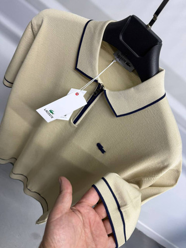 تیشرت یقه دار لاگوست